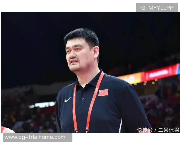 姚明与TripleH的跨界合作：篮球巨星与摔跤王者的精彩碰撞与友谊故事