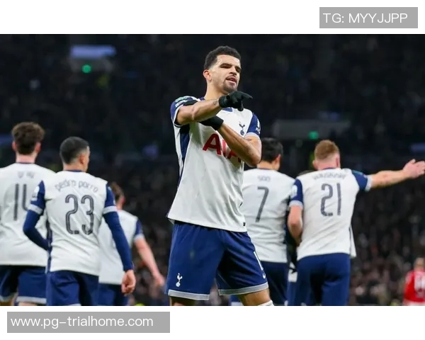 世界杯惊心动魄对决曼联与国米激战成和引发全场热议 世界杯惊心动魄对决曼联与国米激战成和引发全场热议