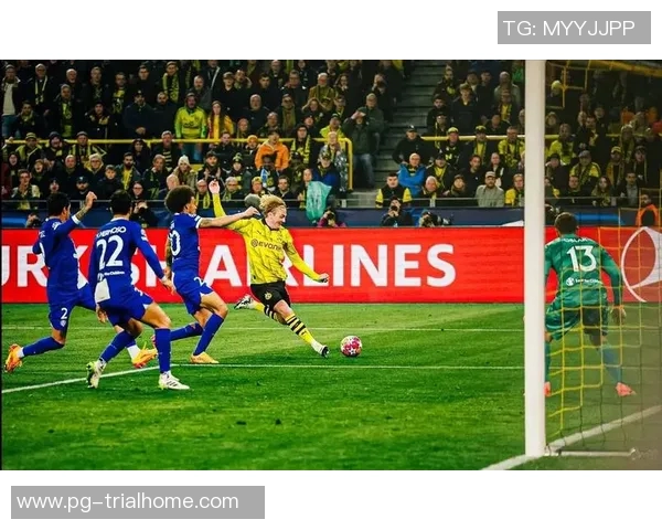 中超赛场惊现冷门多特蒙德逆转马竞乌龙球引发全场轰动