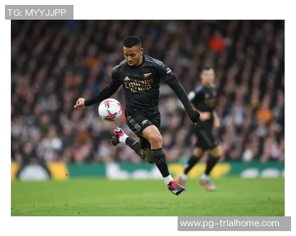 英超激情四溢里昂大胜尤文图斯帽子戏法点燃全场热情